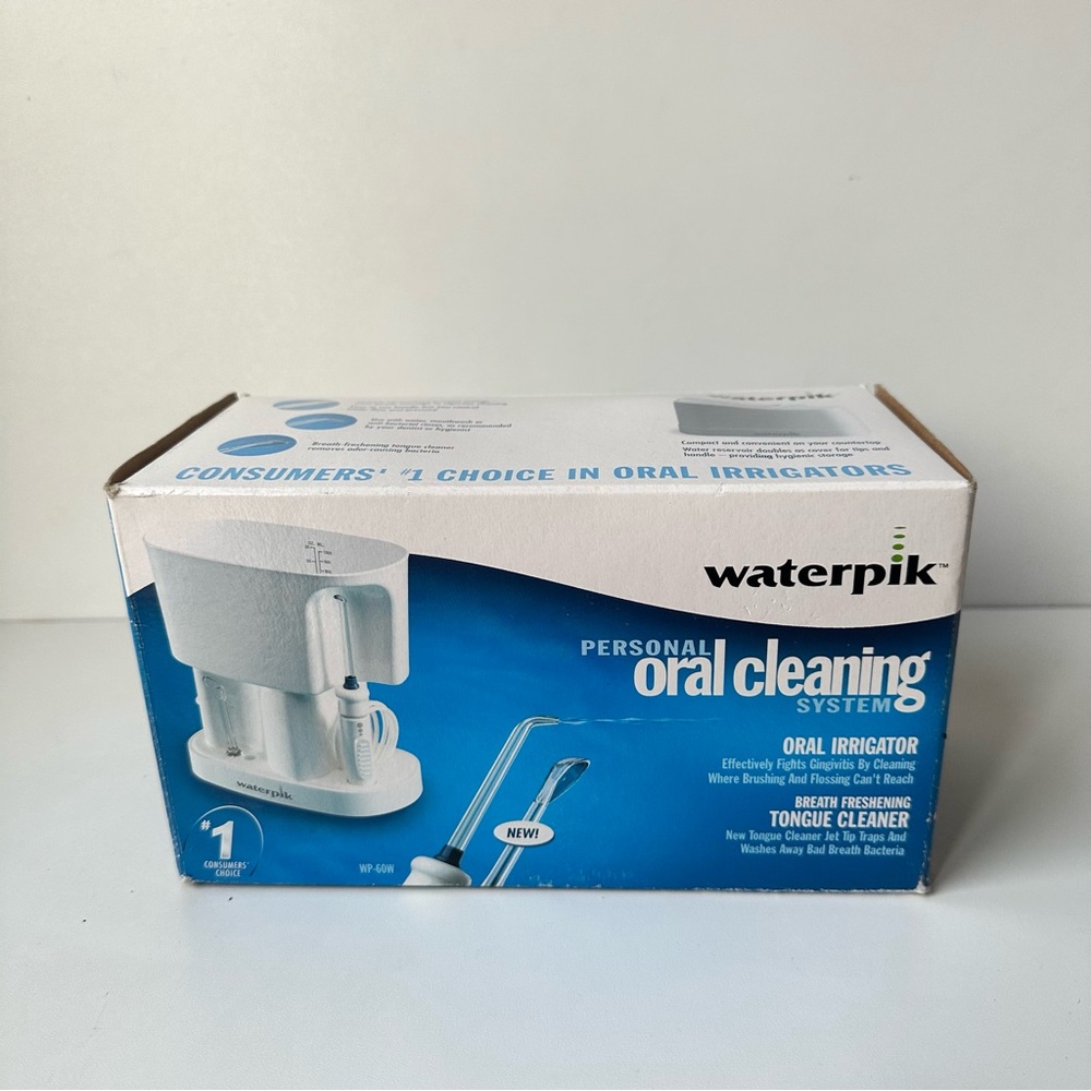 NEW Waterpik Personal Oral Cleaning System Oral Irrigator WP-60W